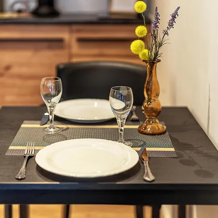 2 Bussmann Apartment
